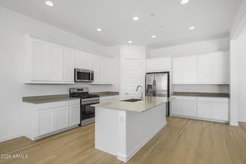 25817 N 174TH Drive, Surprise, AZ 85387 — photo 3