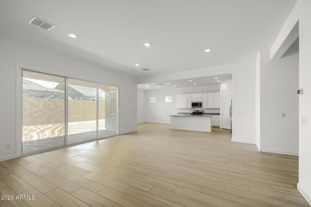25817 N 174TH Drive, Surprise, AZ 85387 — photo 5