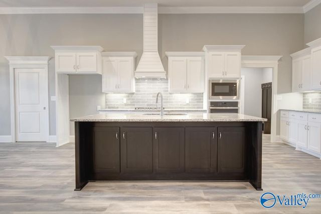 Trenton C-1 Culross Drive, Athens, AL 35611