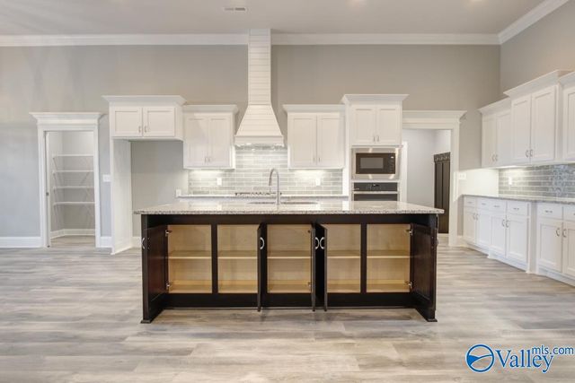 Trenton C-1 Culross Drive, Athens, AL 35611