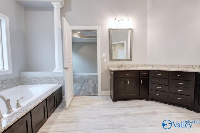 Trenton C-1 Culross Drive, Athens, AL 35611