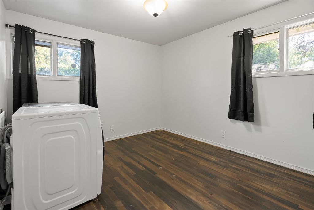 Image 17 of property listing at 31897 Us Highway 2, Libby, MT 59923