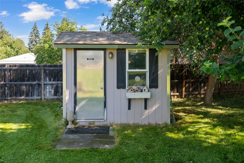Image 32 of property listing at 31897 Us Highway 2, Libby, MT 59923