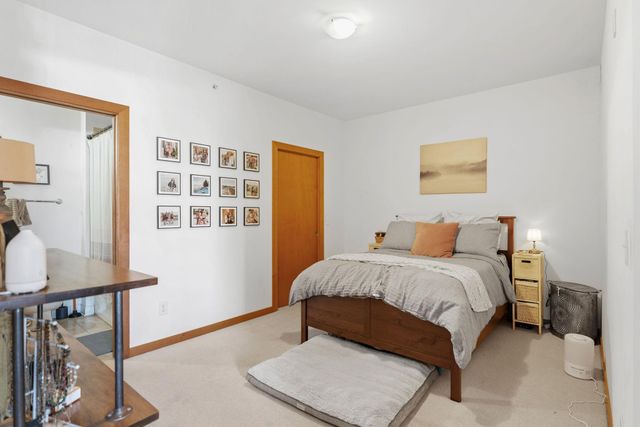 15 E Franklin Avenue 320, Minneapolis, MN 55404