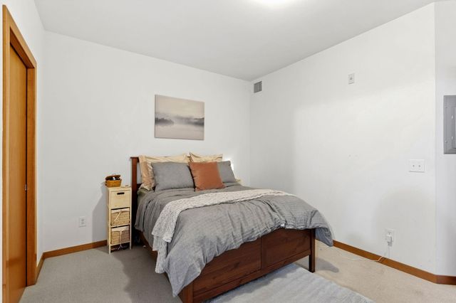 15 E Franklin Avenue 320, Minneapolis, MN 55404