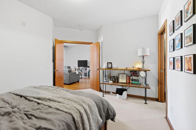 15 E Franklin Avenue 320, Minneapolis, MN 55404