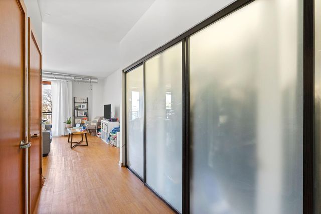 15 E Franklin Avenue 320, Minneapolis, MN 55404