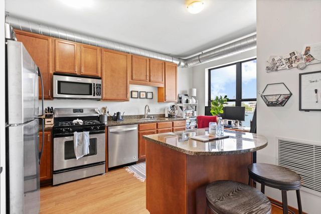 15 E Franklin Avenue 320, Minneapolis, MN 55404