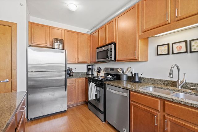 15 E Franklin Avenue 320, Minneapolis, MN 55404