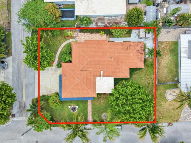 815 South Road, Boynton Beach, FL 33435