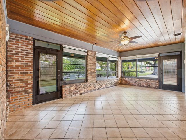 815 South Road, Boynton Beach, FL 33435