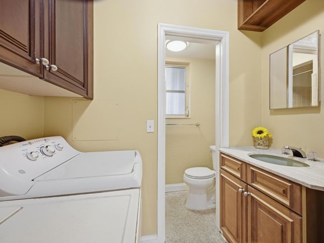 815 South Road, Boynton Beach, FL 33435