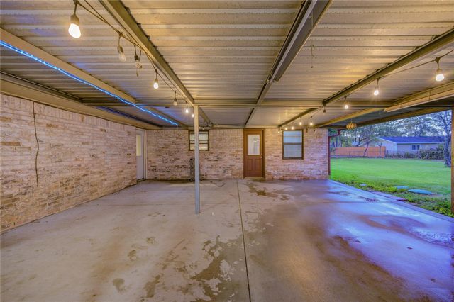 2807 Verhalen Avenue, Houston, TX 77039