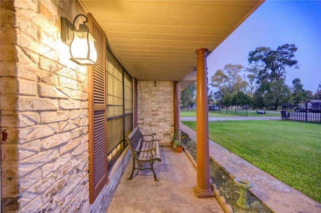 2807 Verhalen Avenue, Houston, TX 77039