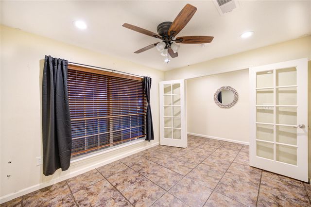 2807 Verhalen Avenue, Houston, TX 77039