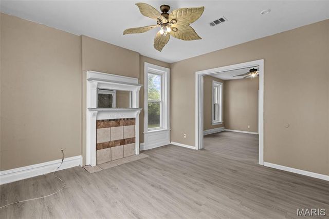 5866 Etzel Avenue, St Louis, MO 63112