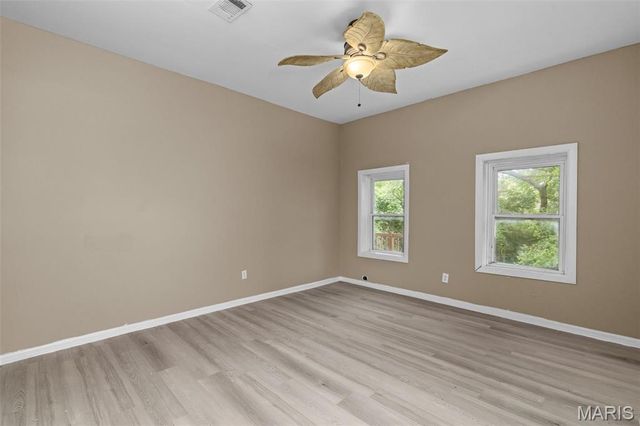 5866 Etzel Avenue, St Louis, MO 63112