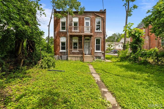 5866 Etzel Avenue, St Louis, MO 63112