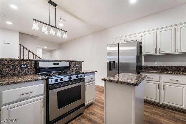 109 Broken Rock Drive, Henderson, NV 89074