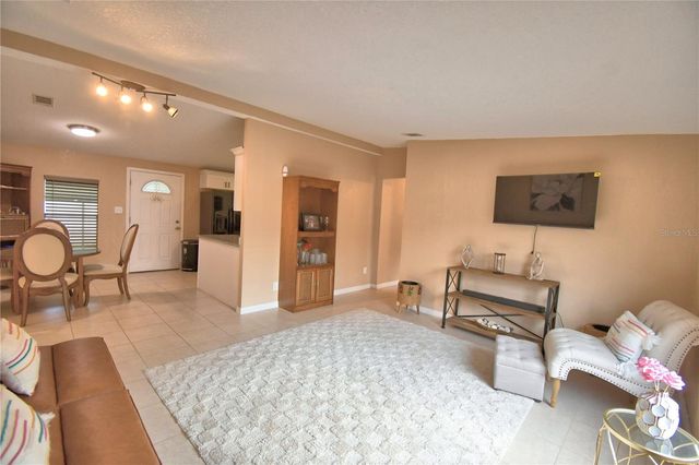 2737 CRANMOOR DRIVE, Kissimmee, FL 34758