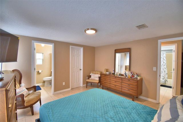 2737 CRANMOOR DRIVE, Kissimmee, FL 34758