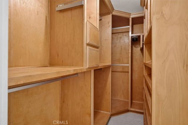 19921 Avenue Of The Oaks, Newhall, CA 91321