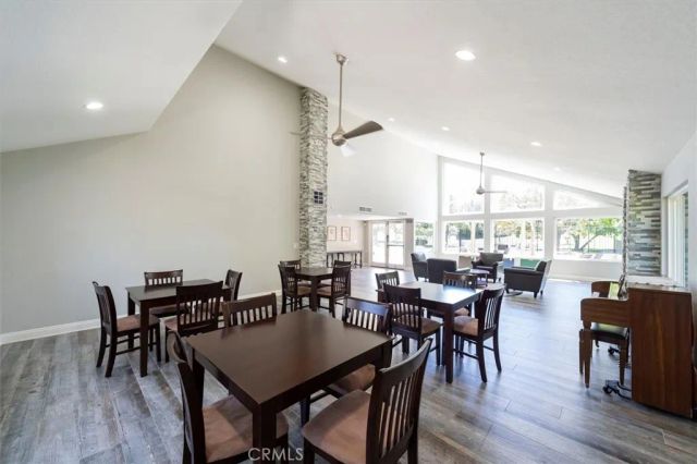 19921 Avenue Of The Oaks, Newhall, CA 91321