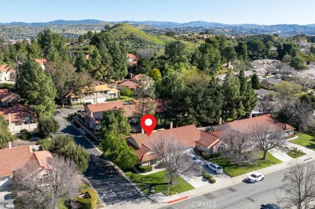 19921 Avenue Of The Oaks, Newhall, CA 91321