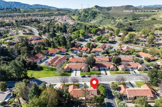 19921 Avenue Of The Oaks, Newhall, CA 91321