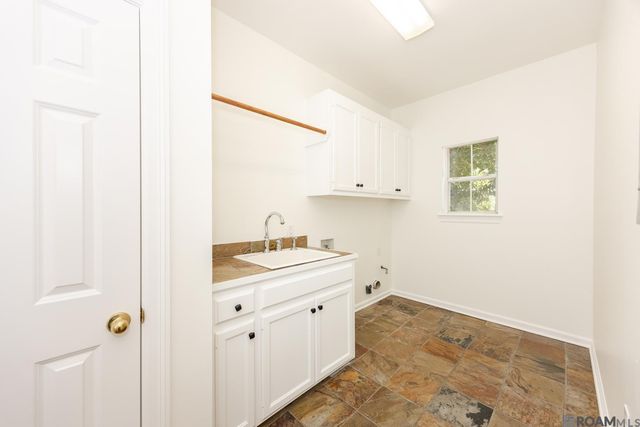 18041 Jefferson Ridge Dr, Baton Rouge, LA 70817