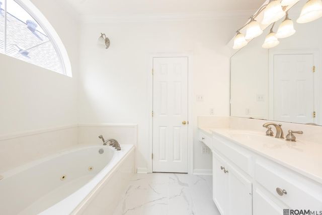 18041 Jefferson Ridge Dr, Baton Rouge, LA 70817