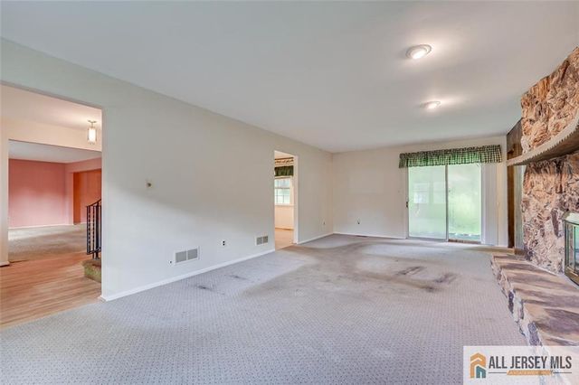 34 Groendyke Lane, Plainsboro, NJ 08536