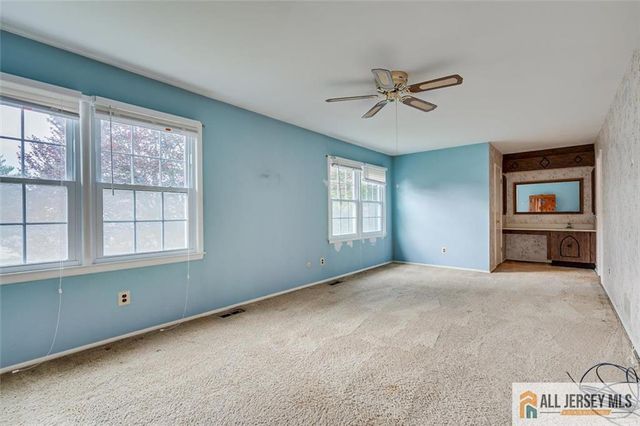 34 Groendyke Lane, Plainsboro, NJ 08536