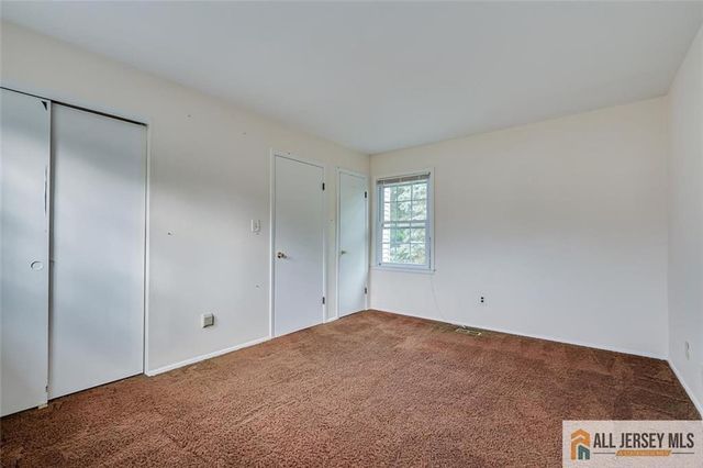 34 Groendyke Lane, Plainsboro, NJ 08536