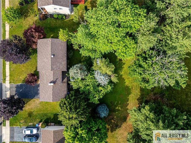 34 Groendyke Lane, Plainsboro, NJ 08536