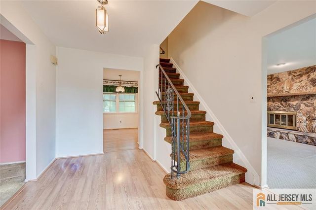 34 Groendyke Lane, Plainsboro, NJ 08536
