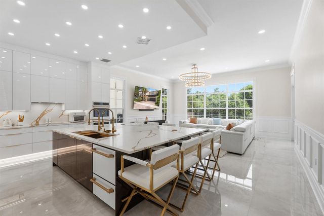 112 Tulip Tree Court, Jupiter, FL 33458