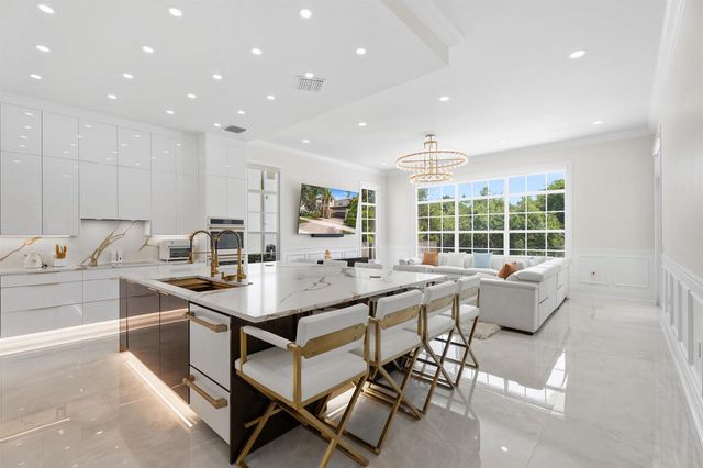 112 Tulip Tree Court, Jupiter, FL 33458