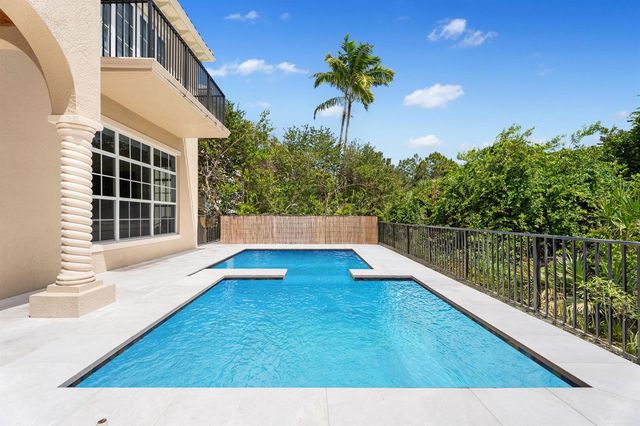 112 Tulip Tree Court, Jupiter, FL 33458