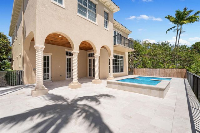 112 Tulip Tree Court, Jupiter, FL 33458