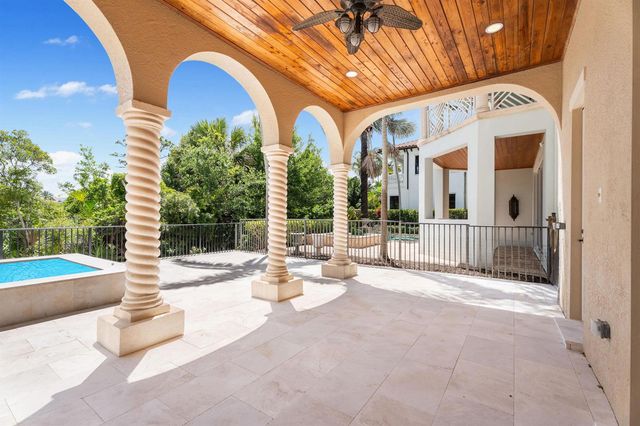 112 Tulip Tree Court, Jupiter, FL 33458