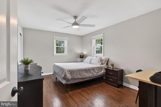 21 RED OAK RD, Oreland, PA 19075