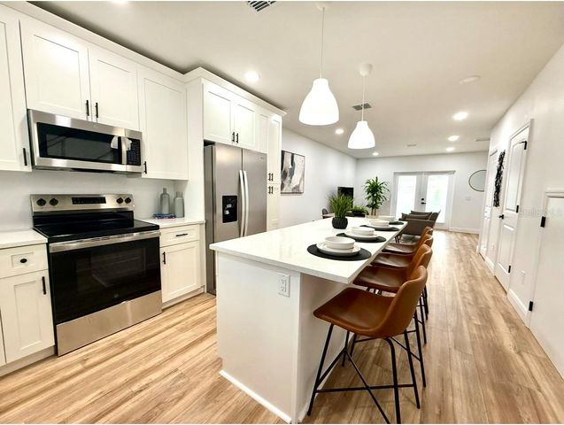 8108 N GREENWOOD AVENUE, Tampa, FL 33604