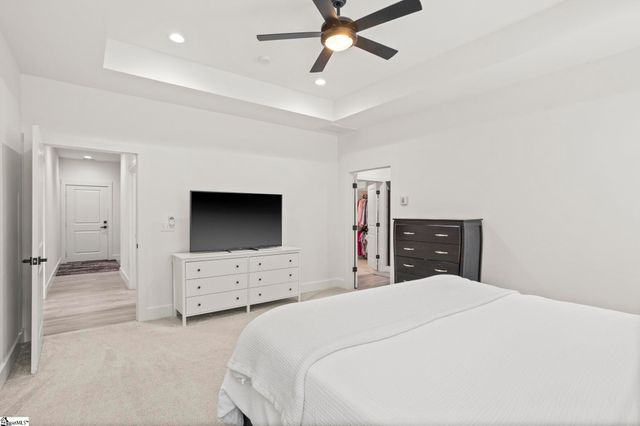 433 Lynn Road, Taylors, SC 29687