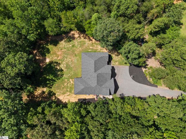 433 Lynn Road, Taylors, SC 29687