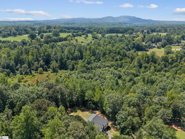 433 Lynn Road, Taylors, SC 29687