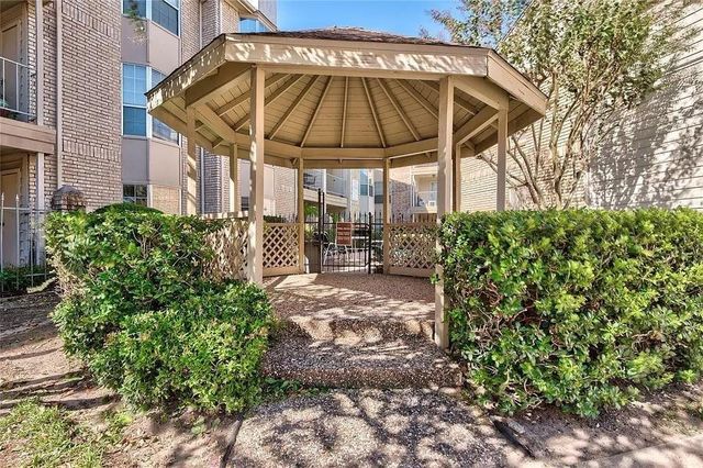 12550 Whittington Drive 203, Houston, TX 77077