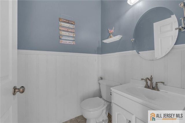 37 E Burgess Drive 37, Piscataway, NJ 08854