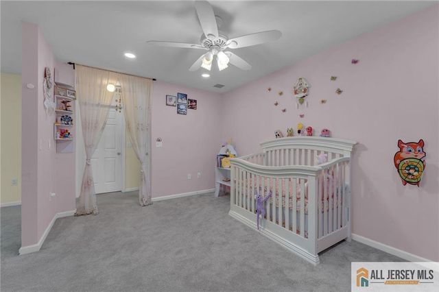 37 E Burgess Drive 37, Piscataway, NJ 08854