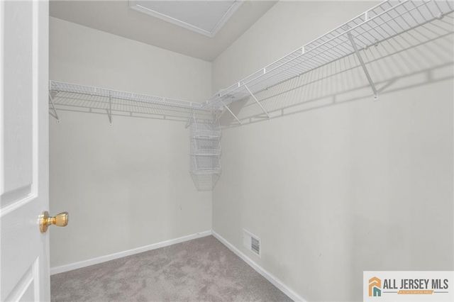 37 E Burgess Drive 37, Piscataway, NJ 08854
